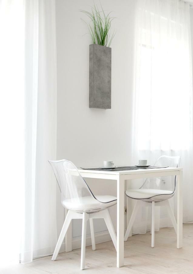 West Residence Apartments Timisoara Phòng bức ảnh
