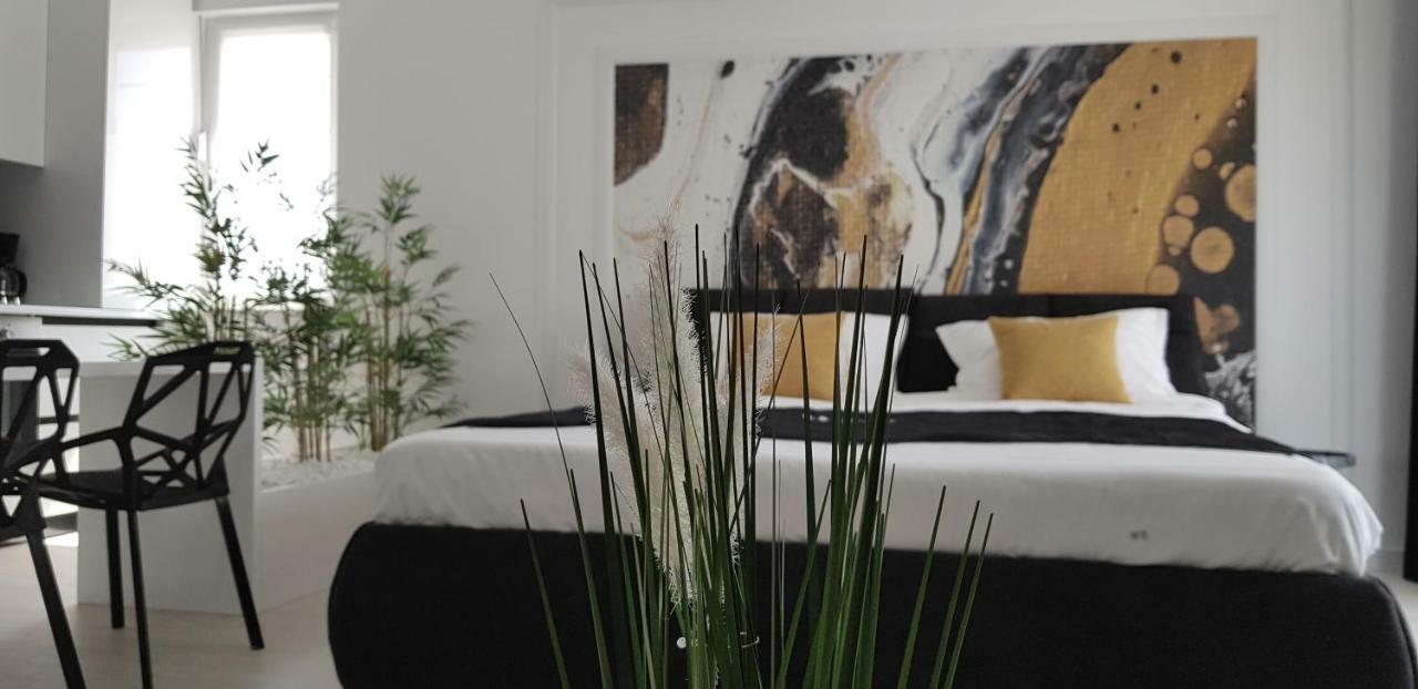West Residence Apartments Timisoara Ngoại thất bức ảnh