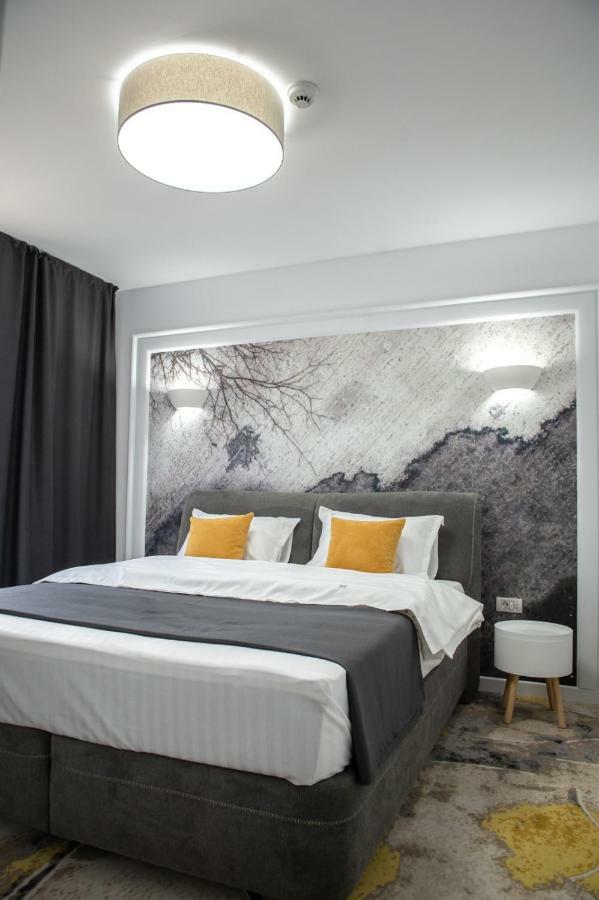 West Residence Apartments Timisoara Ngoại thất bức ảnh